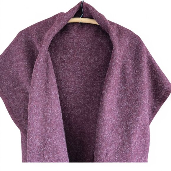 NWOT Plum Look Shawl Vest Wrap Poncho Womens One Size Versatile Layering Piece - Picture 6 of 11